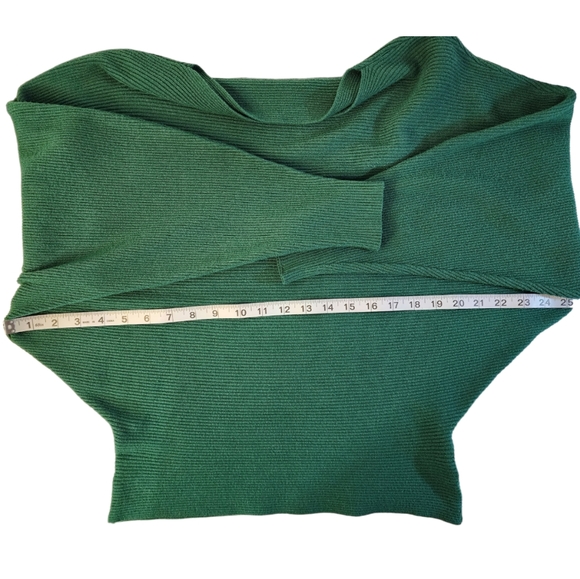 Makarthy Cashmere Blend Boat Neck Batwing Dolman Sleeve Sweater OS Forest Green - Picture 9 of 10